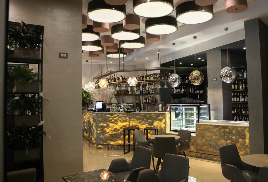 Colosseo 4* Tirana