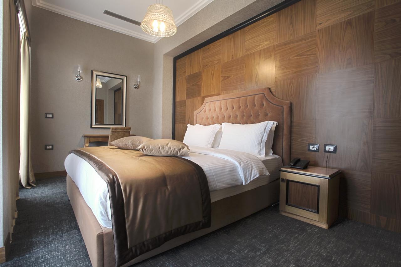 Colosseo Hotel Tirana