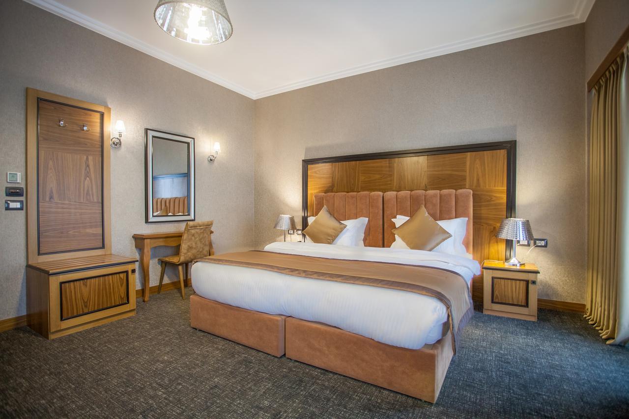 Colosseo Hotel 4*
